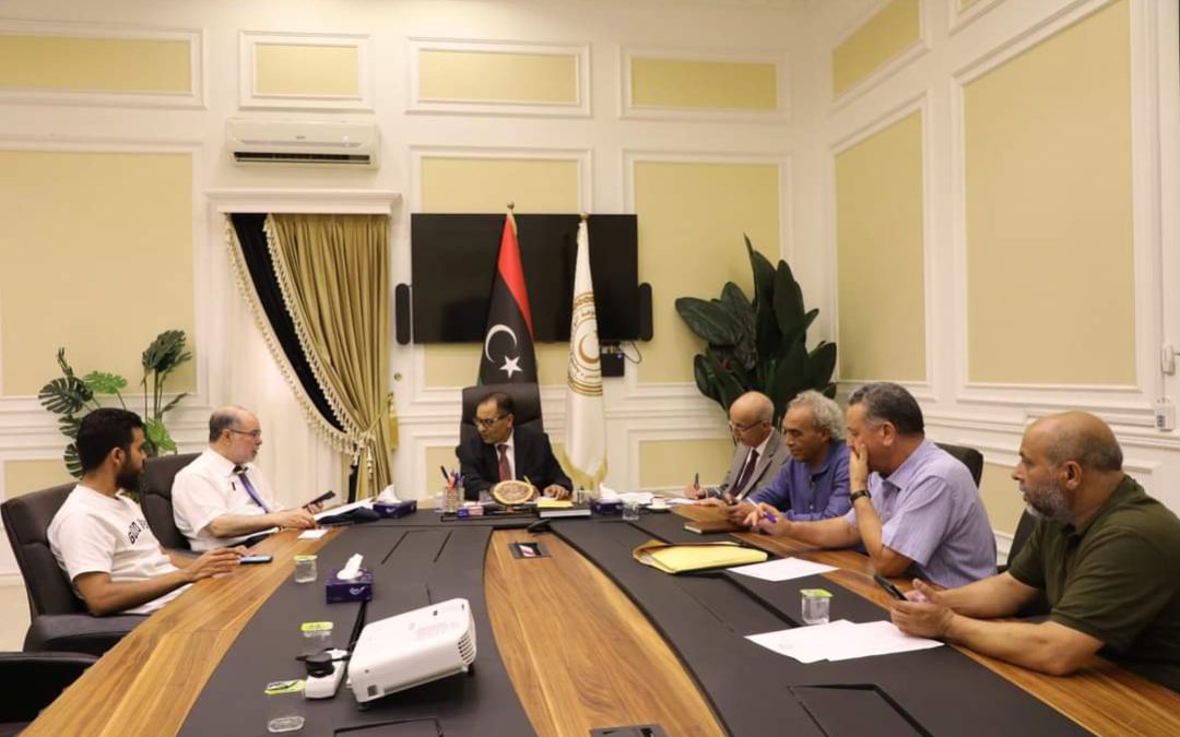 ترأس معالي الوزير الدكتور “عمران القيب” اجتماعا لتدارس سير العملية التعليمية بكلية الطب البشري بجامعة طرابلس22/اغسطس/2023