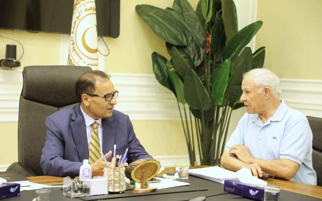 معالي الوزير يلتقي صباح اليوم بمكتبه بديوان الوزارة بالسيد رئيس لجنة إعداد مشروع الاستراتيجية الوطنية 22/اغسطس/2023