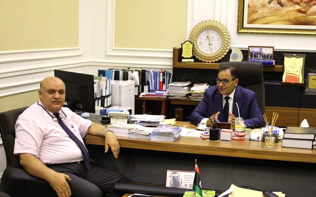 معالي الوزير يلتقي صباح اليوم بمكتبه بديوان الوزارة السيد أ.د “رمضان المدني” رئيس الأكاديمية الليبية 2/اغسطس/2023