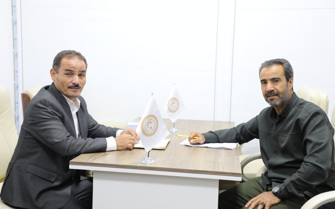 عقد اليوم الأربعاء الموافق 2023/9/6م بمقر إدارة الموارد البشرية بديوان الوزارة لقاء عمل بين السيد مدير الإدارة د. رمضان الدقالي والسيد “عبد الكريم أحمد” مدير مركز تنمية وتطوير الموارد البشرية بجامعة الزاوية