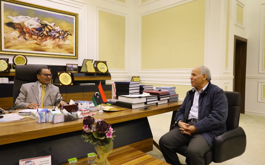 معالي الوزير يلتقي رئيس جامعة نالوت