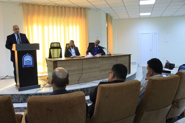 ندوة علمية بعنوان “حقوق الإنسان بين الواقع والمأمول”