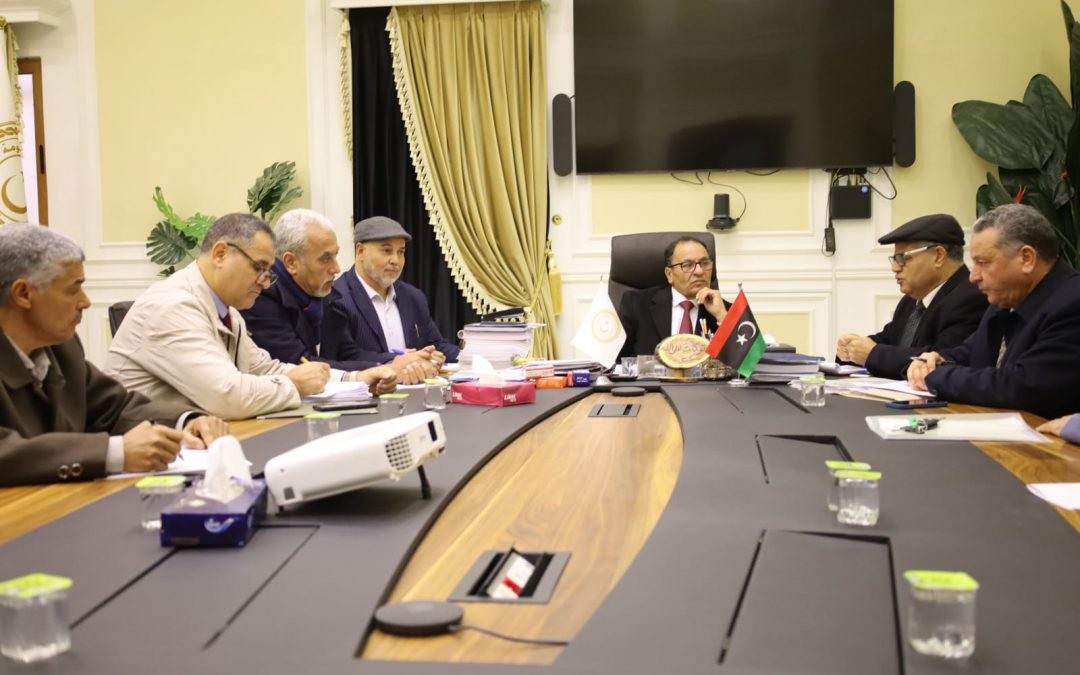 التقى معالي الوزير بمكتبه بديوان الوزارة بالسادة رئيس وأعضاء لجنة الدكتوراه بكليات العلوم بالجامعات الليبية،