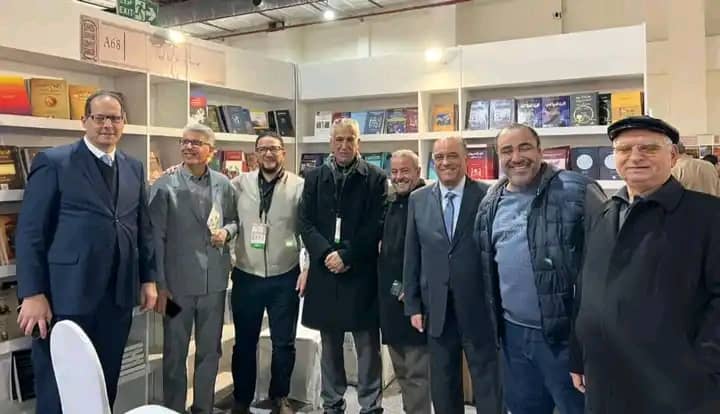 أعضاء مكتبة الكونغرس الأمريكي في زيارة إلى جناح جامعة بنغازي