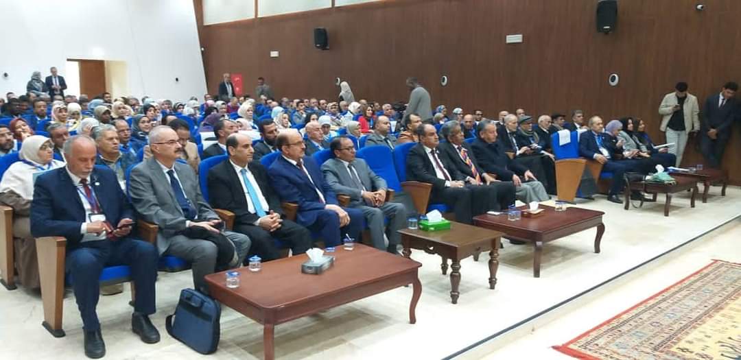 انطلقت صباح اليوم الثلاثاء الموافق 30 /1 /2024 م فعاليات ورشة العمل المتقدمة حول استكشاف فرص البحث والابتكار في برنامج افق اوروبا داخل مسرح المجلس الوطني للتطوير الاقتصادي والاجتماعي في مدينة طرابلس . بحضور السيد معالي وزير التعليم العالي والبحث العلمي أ.د عمران القيب.