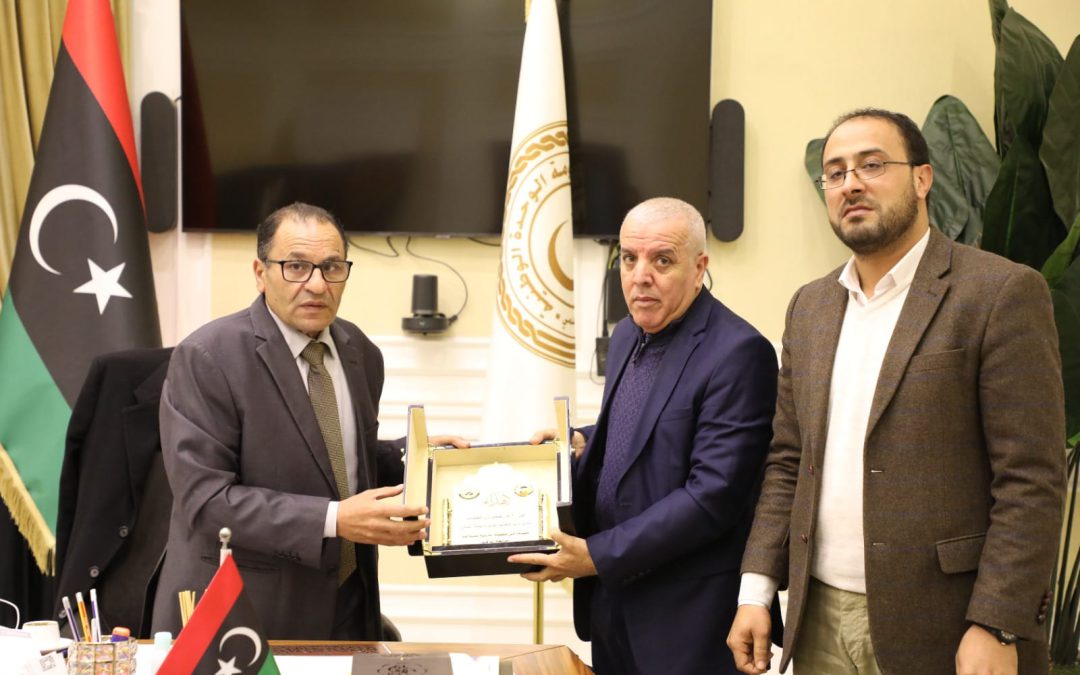 معالي الوزير يلتقي بمكتبه بديوان الوزارة بالسيد عميد كلية التربية مسلاتة، والسيد مدير مكتب التعاون الدولي بجامعة المرقب