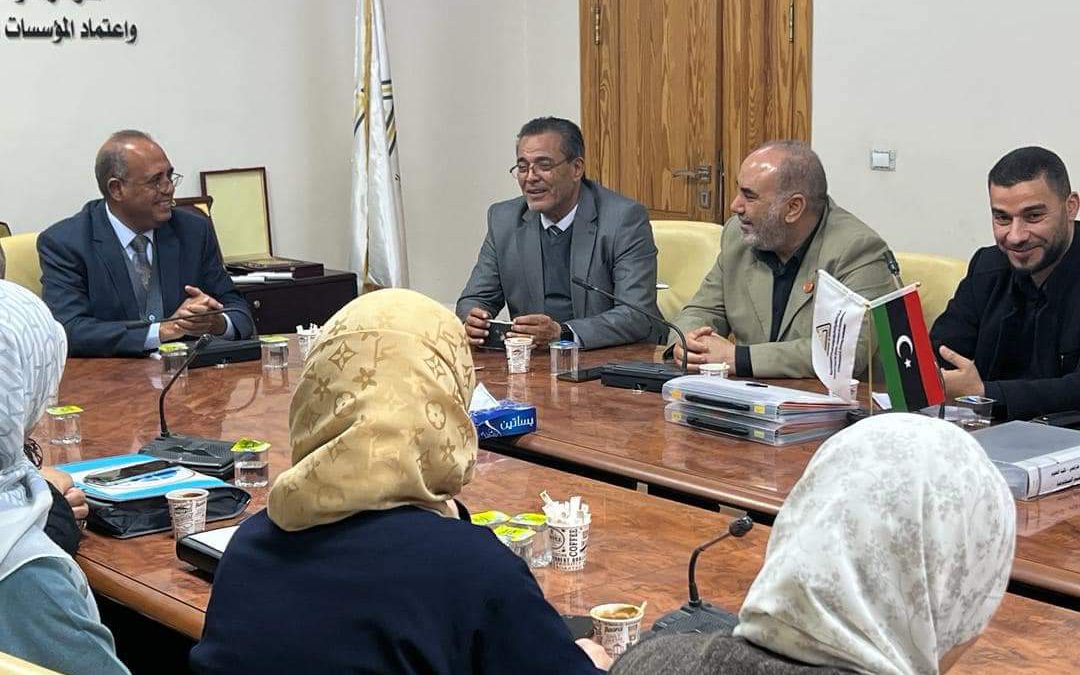 المركز الوطني لضمان الجودة يتسلم مستندات ووثائق الاعتماد لكلية العلوم/ جامعة طرابلس لغرض الحصول على الاعتماد البرامجي.الأحد | 11-فبراير-2024م