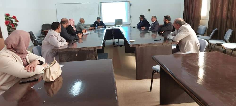 “جامعة نالوت” ورشة عمل بعنوان “الآثار المحتملة لرفع الدعم عن المحروقات”