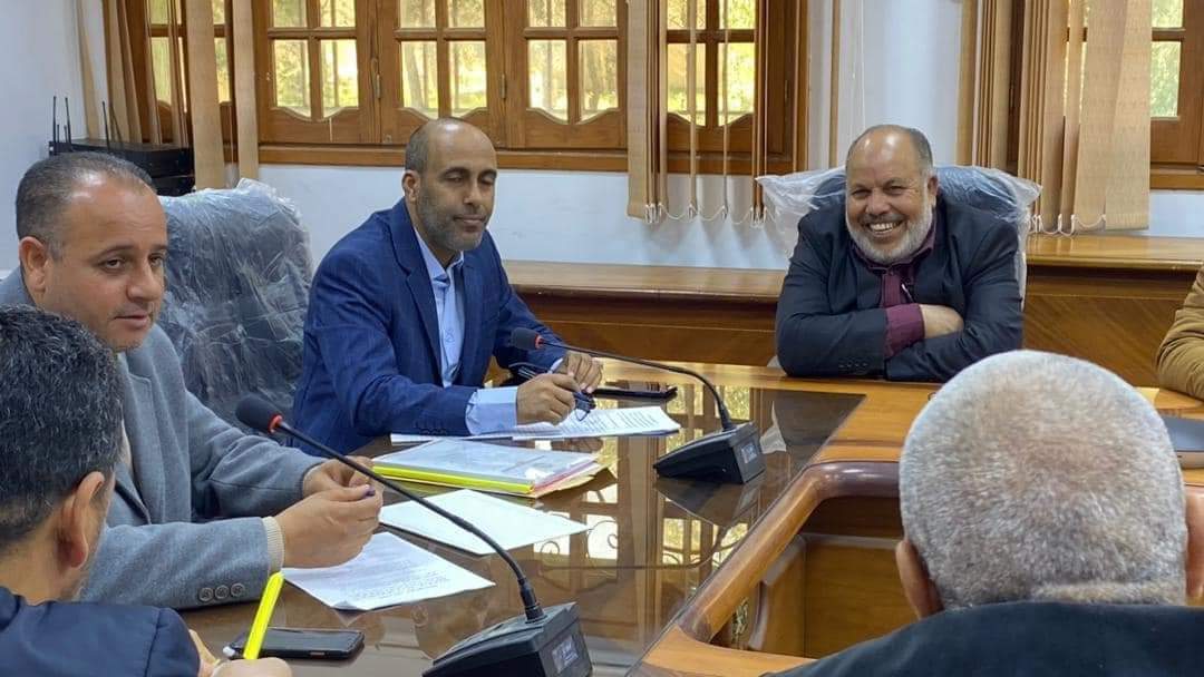 #متابعات      لجنة وزارية تزور جامعة الجفارة.