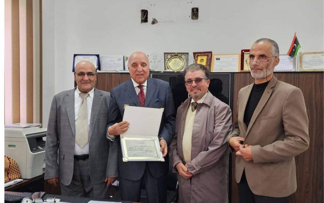 اطلبُ العلم من المهد الى اللحد