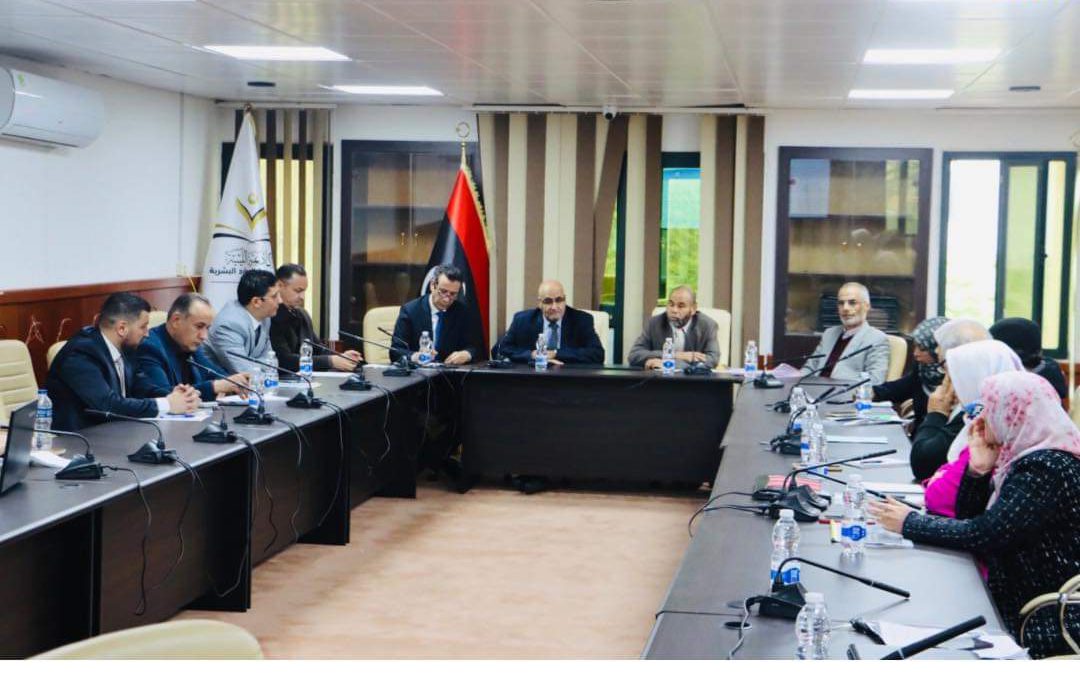 “الاكاديمية الليبية” ورشة عمل حول (البروتوكول والمراسم الدبلوماسية) لطلاب الدكتوراه بقسم الدراسات الدبلوماسية 