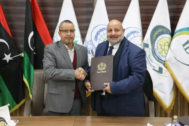 —-《إتفاقية تعاون》—  تم صباح اليوم الخميس الموافق  15/فبراير/2024م توقيع إتفاقية تعاون بين جامعة خليج السدرة/ويمثلها أ.د.ابراهيم غيضان بوبكر