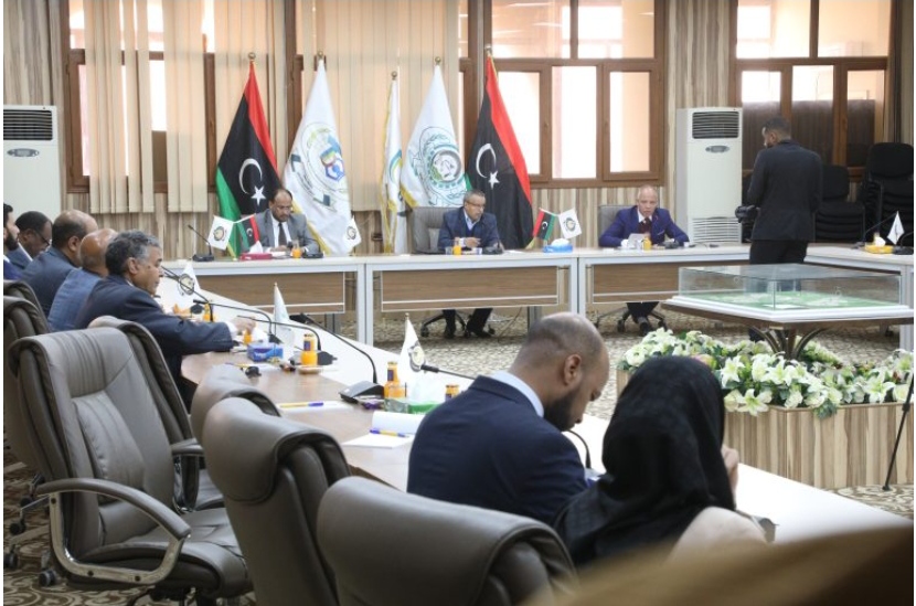 جامعة سبها/الاجتماع التقابلي الأول للجنة العلمية للمؤتمر الدولي لاعمار فزان وعمداء بلديات المنطقة الجنوبية