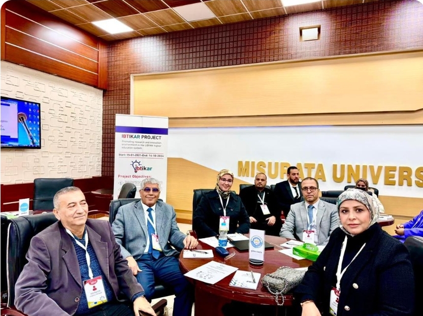 شاركت “جامعة بنغازي” من خلال مكتب التعاون الدولي في ورشة عمل مشروع الابتكار التابع لبرنامج إيراسموس+ والذي يتلقى تمويلًا من الإتحاد الأوروبي. تنظم الورشة اتحاد جامعات حوض المتوسط وتستضيفها جامعة مصراتة.