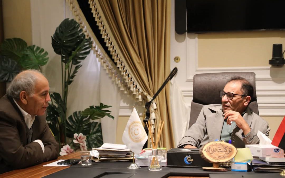 التقى معالي الوزير الدكتور عمران القيب بمكتبه بديوان الوزارة صباح اليوم الأحد الموافق 2024/12/22م مع السيد رئيس جامعة نالوت الدكتور “محمد قنان