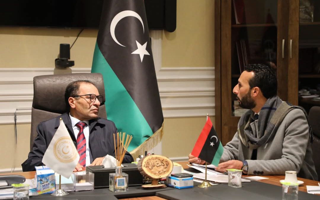 في إطار حرص وزارة التعليم العالي والبحث العلمي على متابعة الأوضاع الأكاديمية والإدارية بمؤسسات التعليم العالي والبحث العلمي، التقى معالي الوزير بمكتبه بديوان الوزارة بالعاصمة طرابلس صباح اليوم الإثنين الموافق 2025/1/6م السيد رئيس جامعة بني وليد