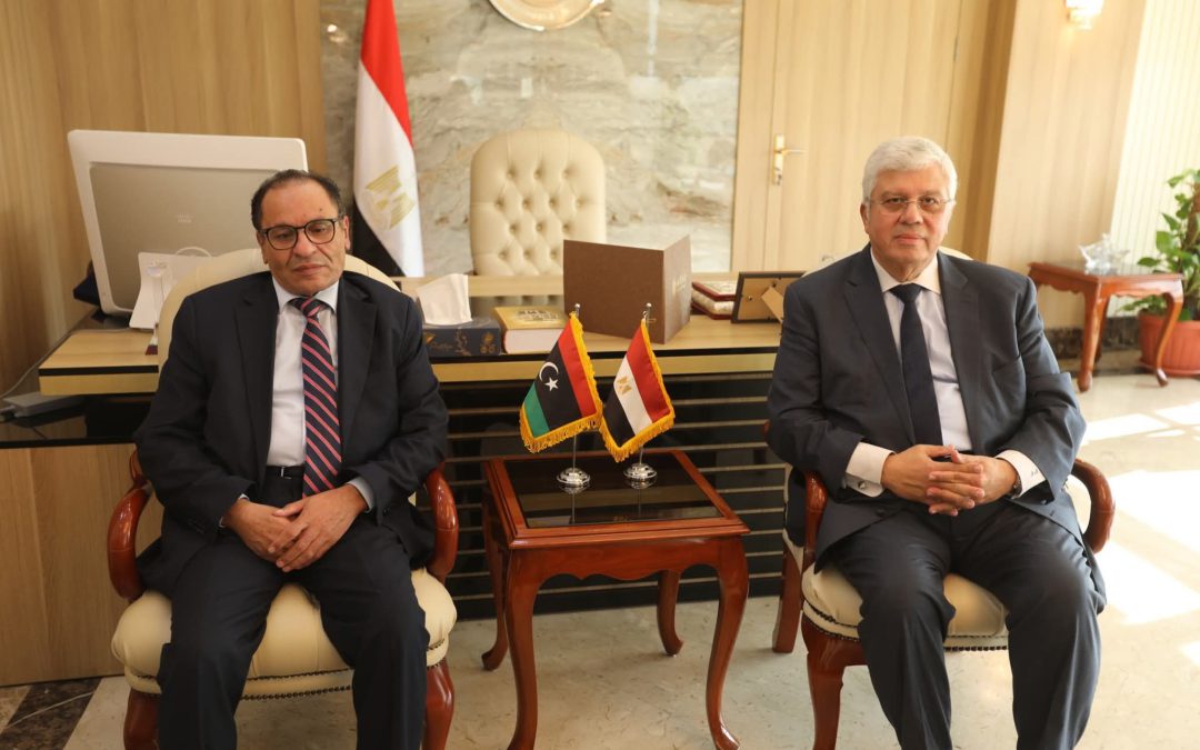 لقاء  معالي وزير التعليم العالي والبحث العلمي الدكتور عمران  القيب، ومعالي وزير التعليم العالي والبحث العلمي بجمهورية مصر العربية  الدكتور محمد أيمن