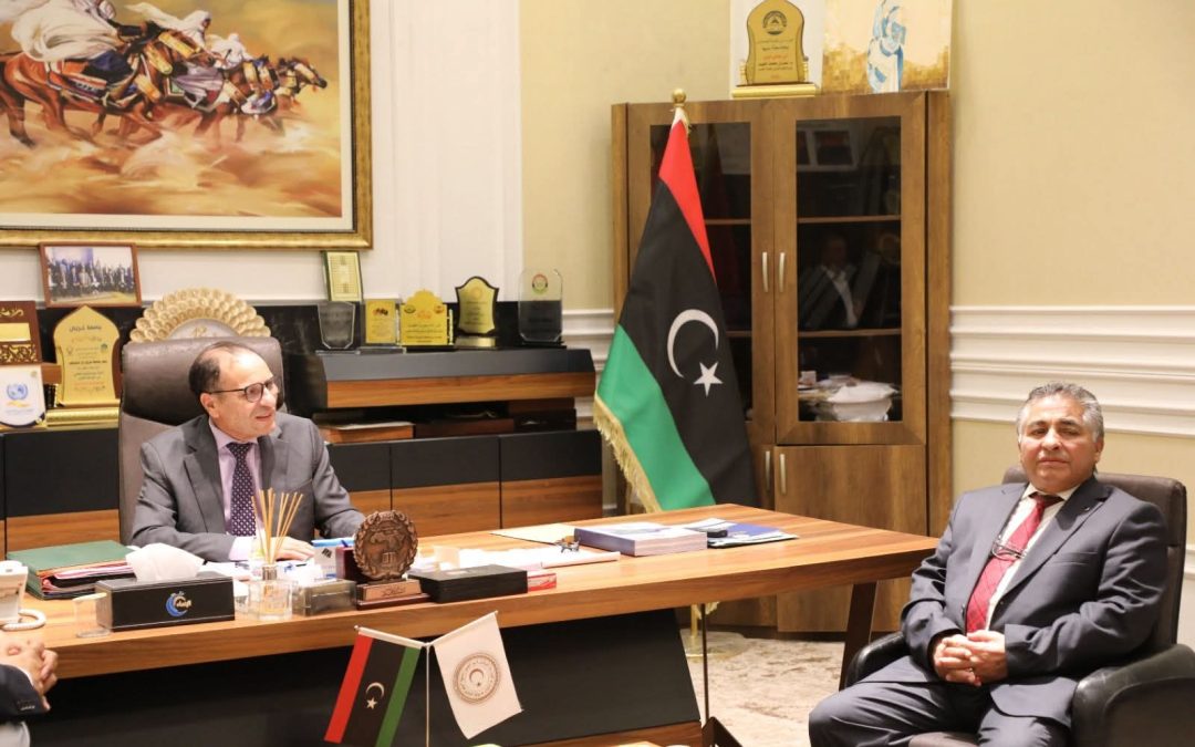 معالي وزير التعليم العالي يلتقي رئيس جامعة صبراتة لمتابعة سير العملية التعليمية والاستعدادات للمؤتمر العلمي حول الذكاء الاصطناعي