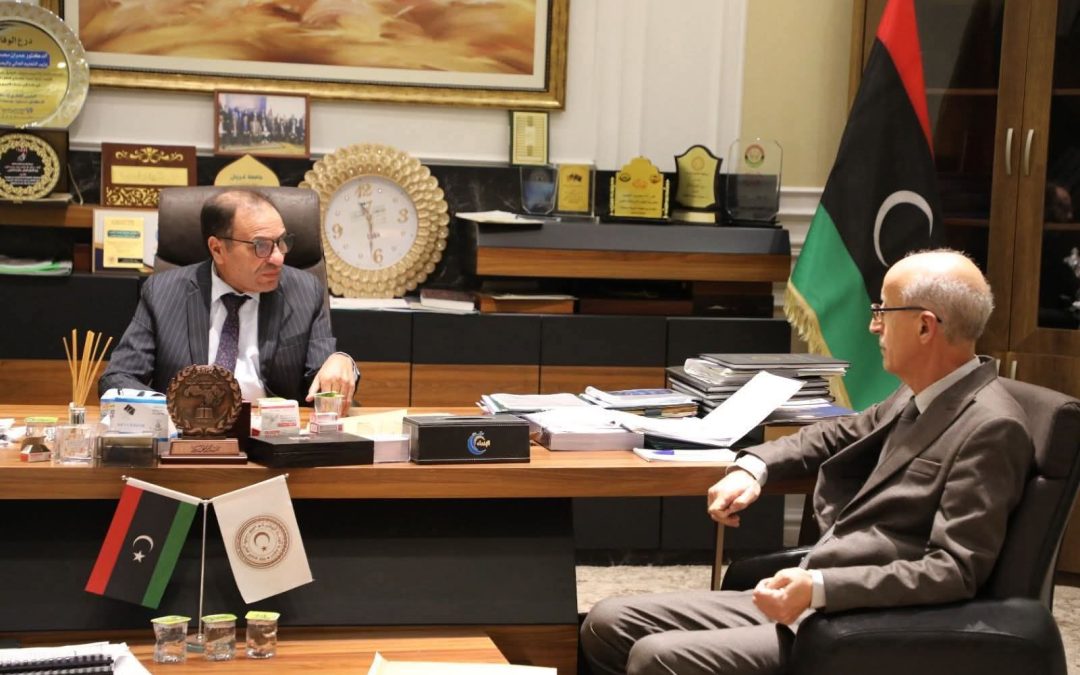 لقاء معالي الوزير الدكتور “عمران القيب”  بالسيد رئيس جامعة طرابلس