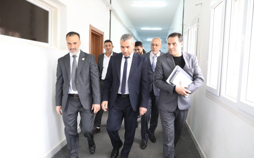 قام معالي وزير التعليم العالي والبحث العلمي الدكتور محمد الدبيب، بجولة داخل ديوان الوزارة