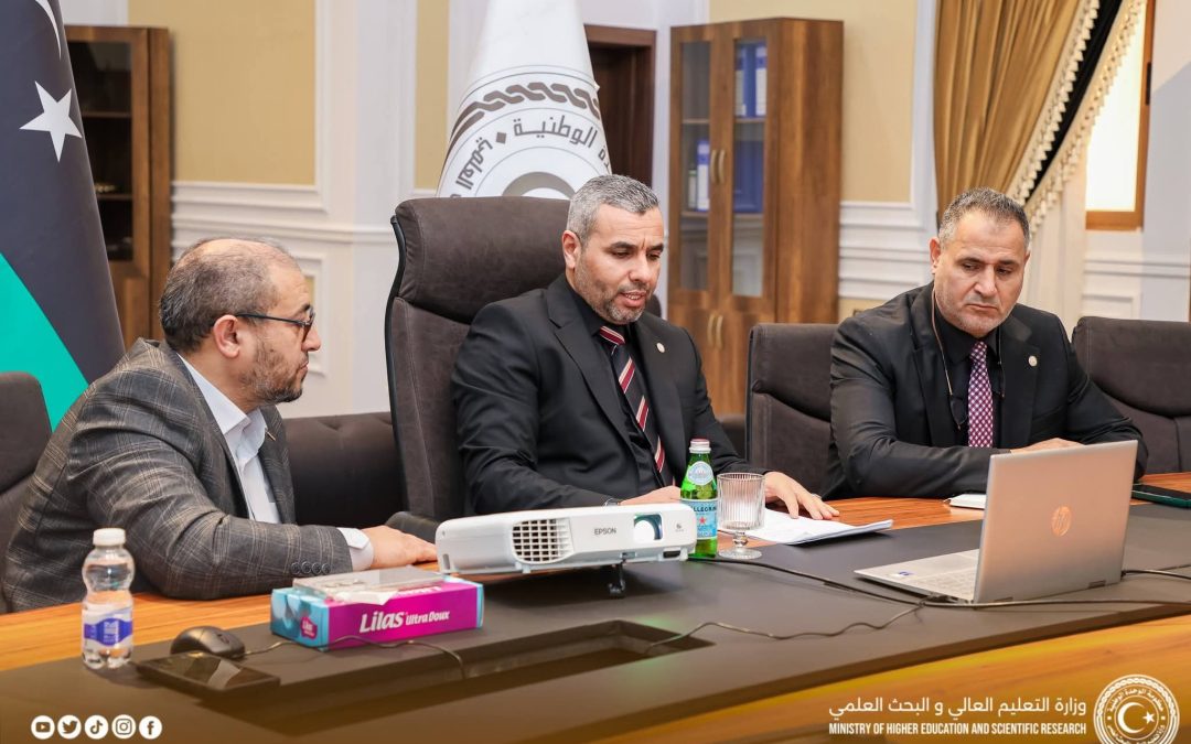 وزير التعليم العالي يبحث مع رئيس اتحاد الجامعات العربية آفاق التعاون المشترك